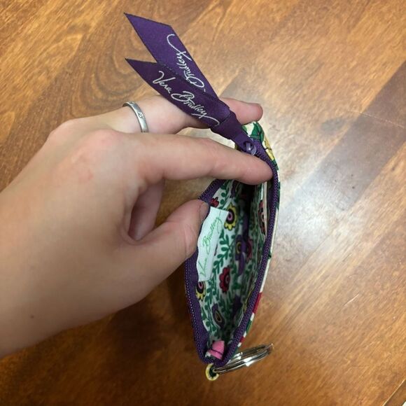 Vera Bradley- Floral Key Chain Wallet - Picture 3 of 3